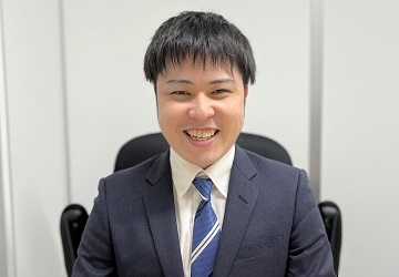 写真:開発エンジニア02