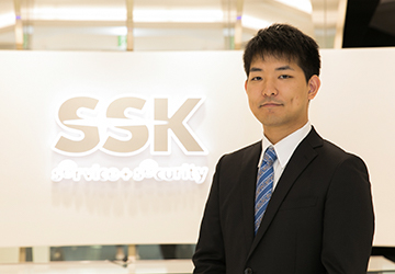 写真:運用エンジニア03