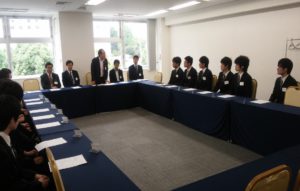 「田中社長からの激励です」
